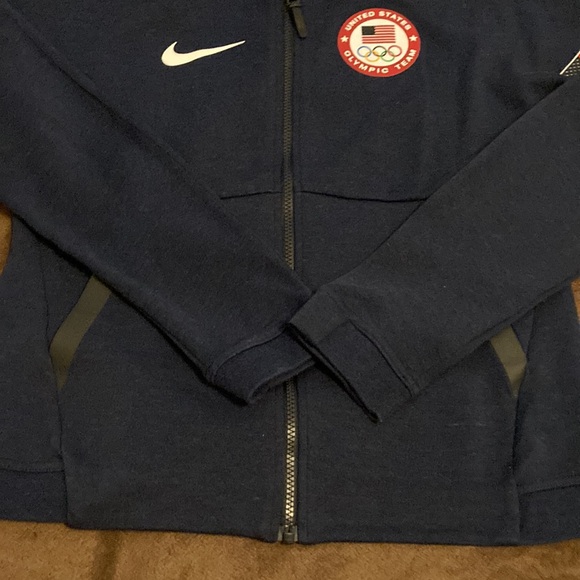 Nike USA Olympics Jacket - Picture 6 of 8